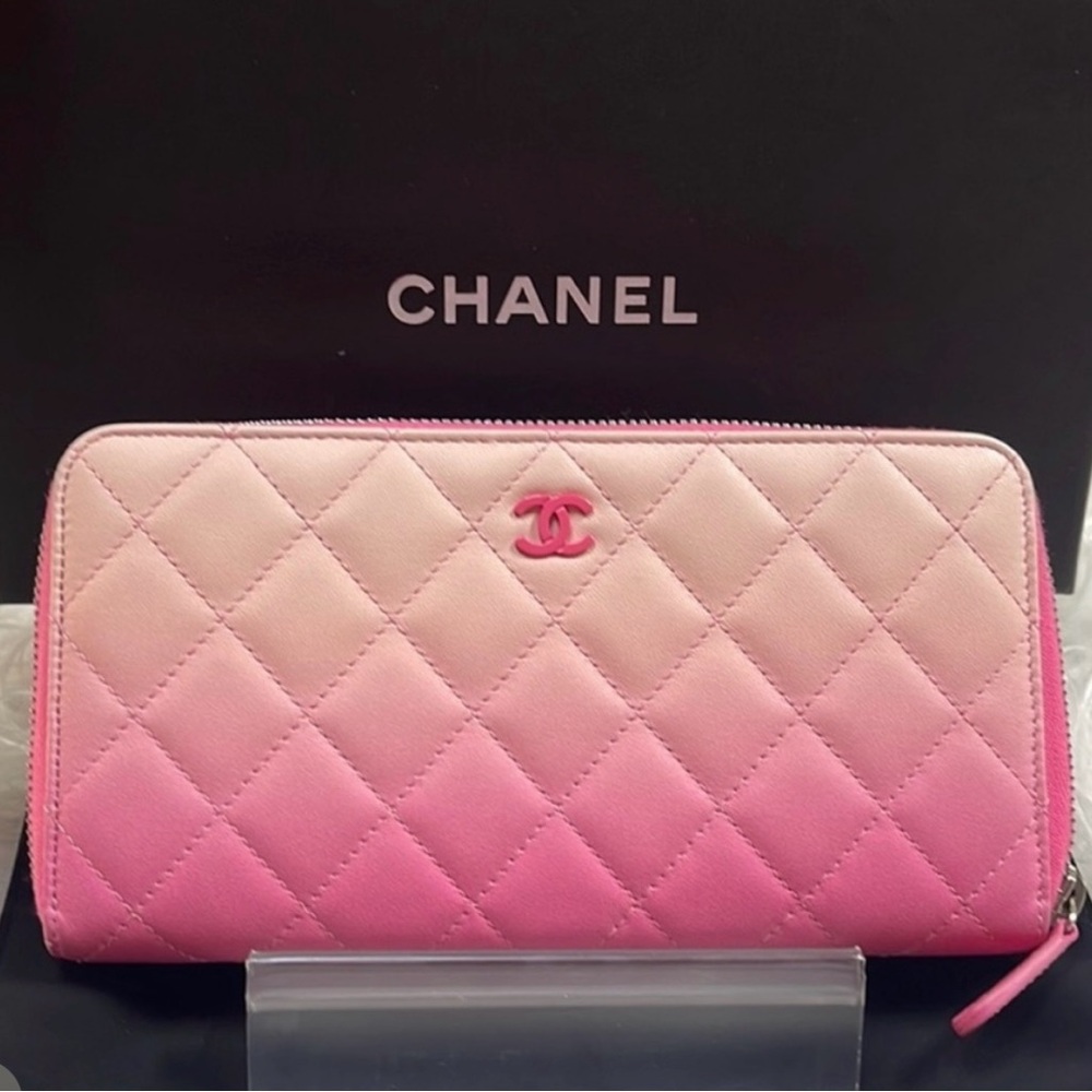 RARE Chanel pink Ombre quilted lambskin long zippered wallet a/ pink cc ! - Picture 14 of 17